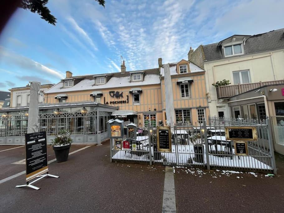 Le Refuge Marin Lejlighed Courseulles-sur-Mer Eksteriør billede